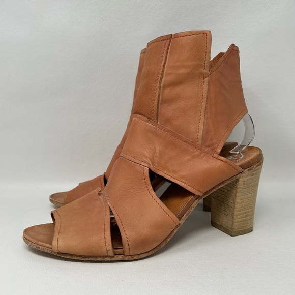 Free People Effie Block Heel Leather Ankle Boots, Women’s Size EU 41. - Picture 4 of 12